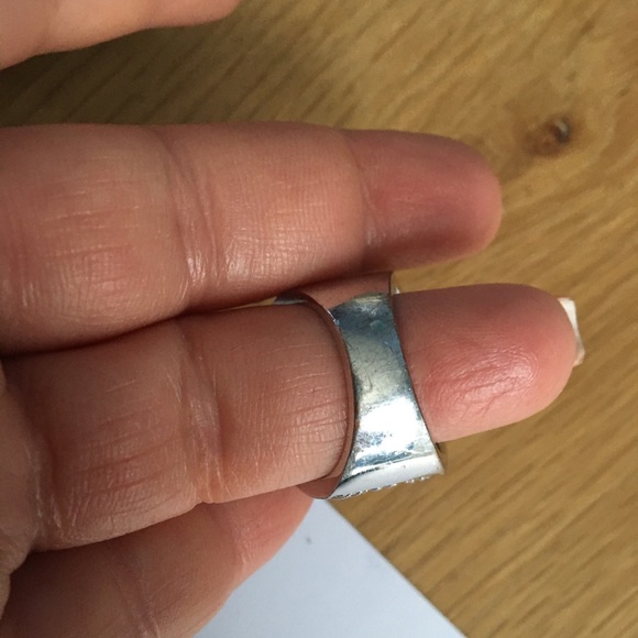 Silver ring - Picture 8 of 8